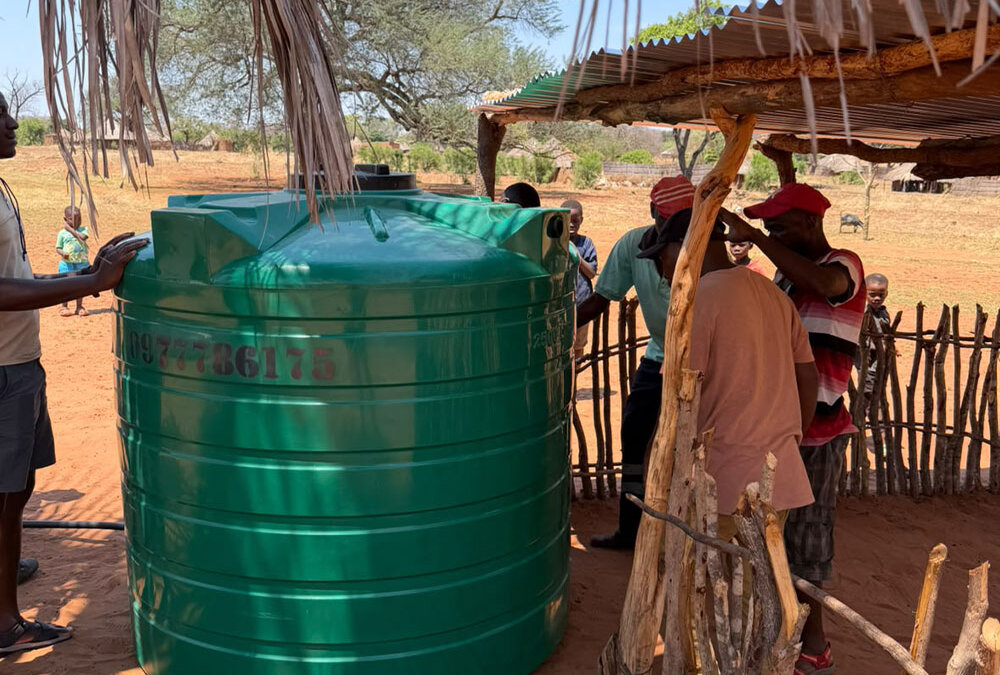 Der neue Wassertank in Machenje in Sambia