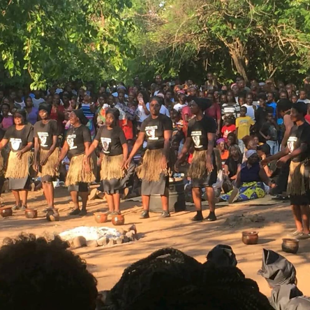 Maissaat-Projekt Sambia - Tänzer beim Fest der Aussaat